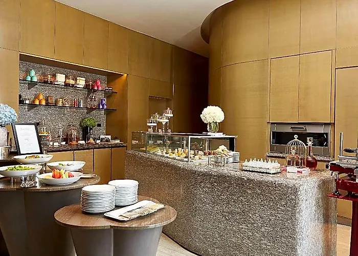 Park Hyatt Hotel 5*